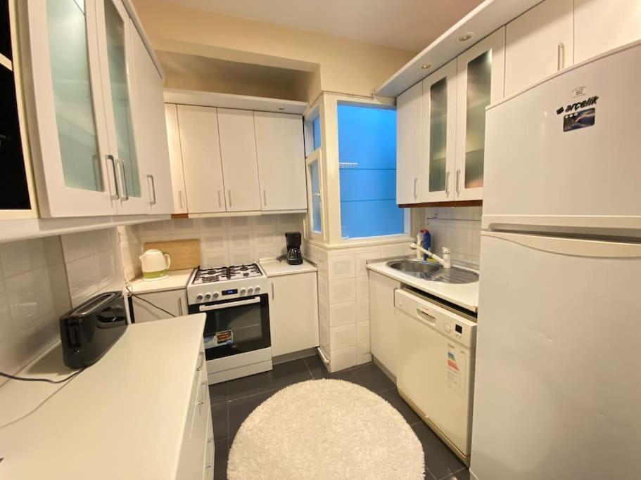 Comfy - Spacious Flat On The Kadikoey Seaside Apartment Istanbul Luaran gambar