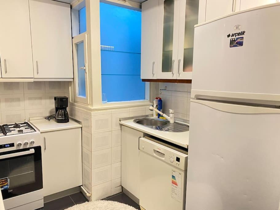 Comfy - Spacious Flat On The Kadikoey Seaside Apartment Istanbul Luaran gambar